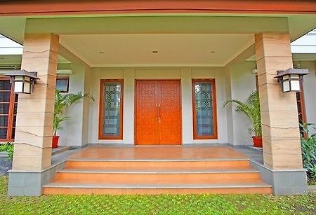Rumah Aca บันดุง ภายนอก รูปภาพ